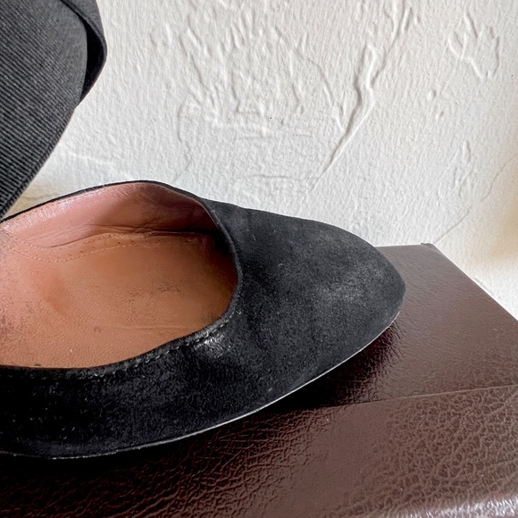 Alaia Black Suede Escarpins  Elastic Cross Strap Stiletto Heels 39.5 with Box - Picture 9 of 16